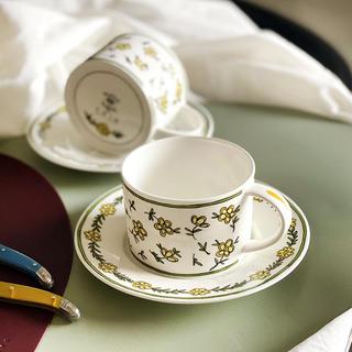 Daisy Chain Cup & Saucer