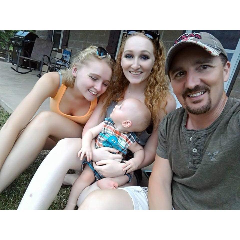 Summer 2016
Tika, Samm, Her Dad Ken, and Oliver.