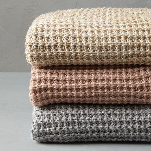Solid Metallic Knit Throw in Rosette/Gold