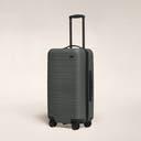 Away - The Carry-On