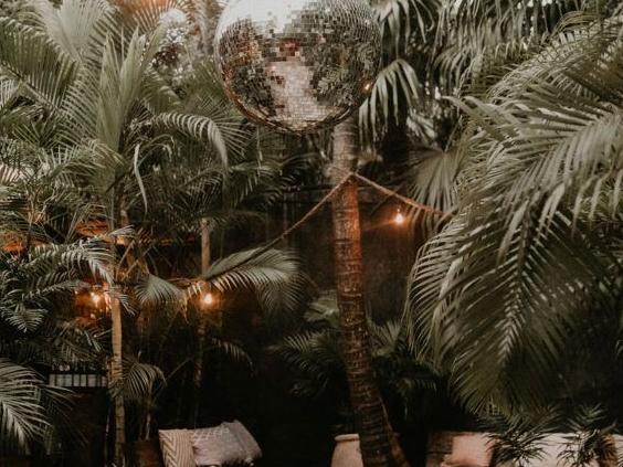 The Wedding Website of Fallon Gallagher and Peter Weyforth