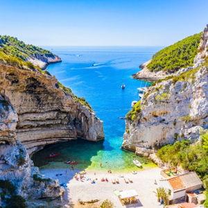Hotels for Honeymoon