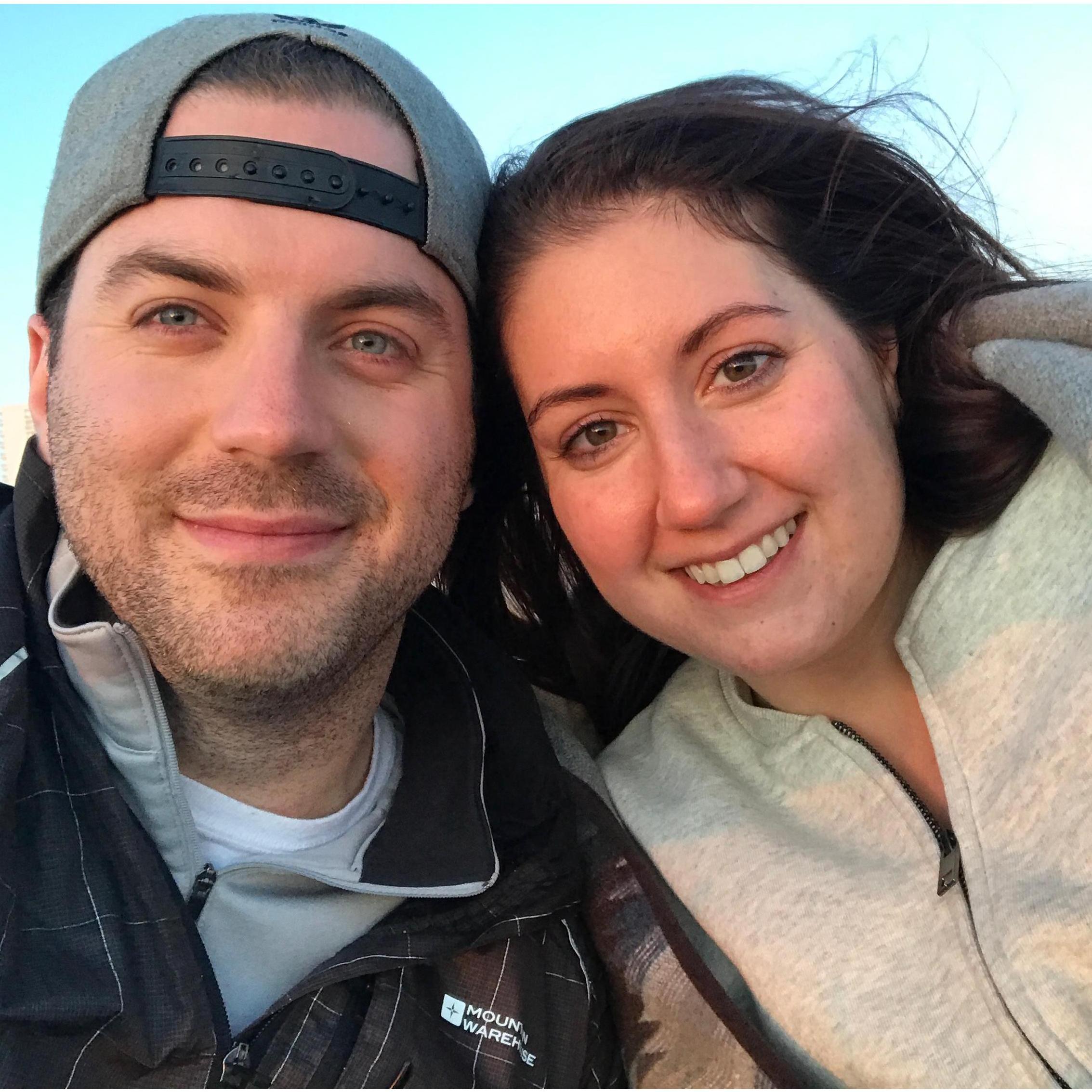 Beach day during Tim's first visit to LA. This picture was taken just moments before Tim spilled a bottle of red wine all over Steff's new blanket. (Feb. 2018)