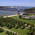 Waterfront Park & Big Four Bridge