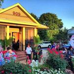 Vin 909 Winecafe'