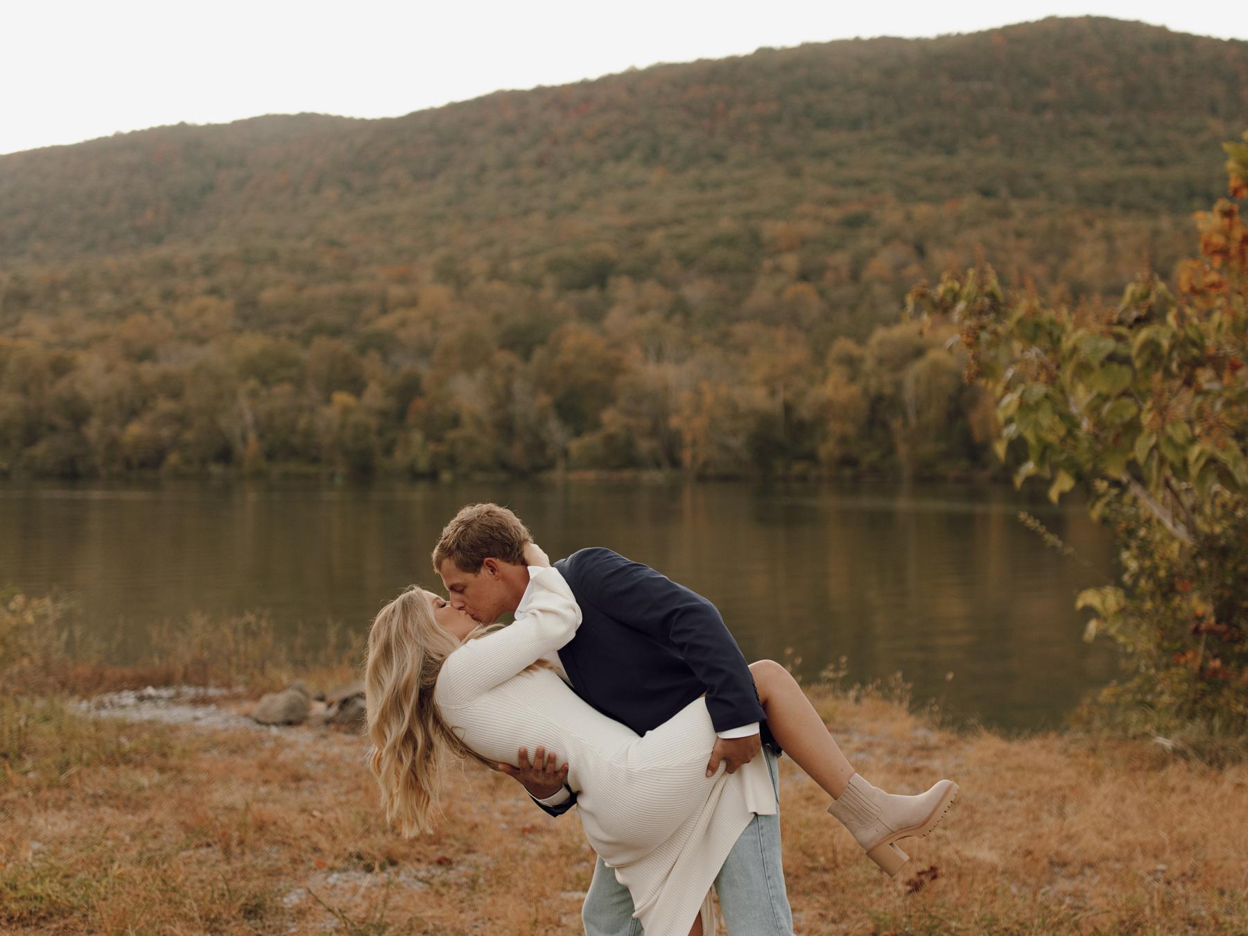 The Wedding Website of Hannah Toy and Noah Peterson