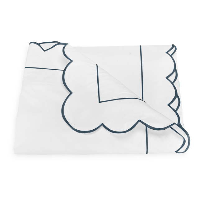 Matouk Butterfield Duvet Cover in Grass