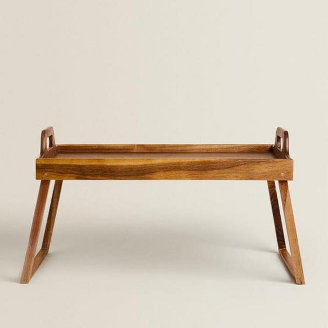 FOLDABLE TRAY WITH HANDLES