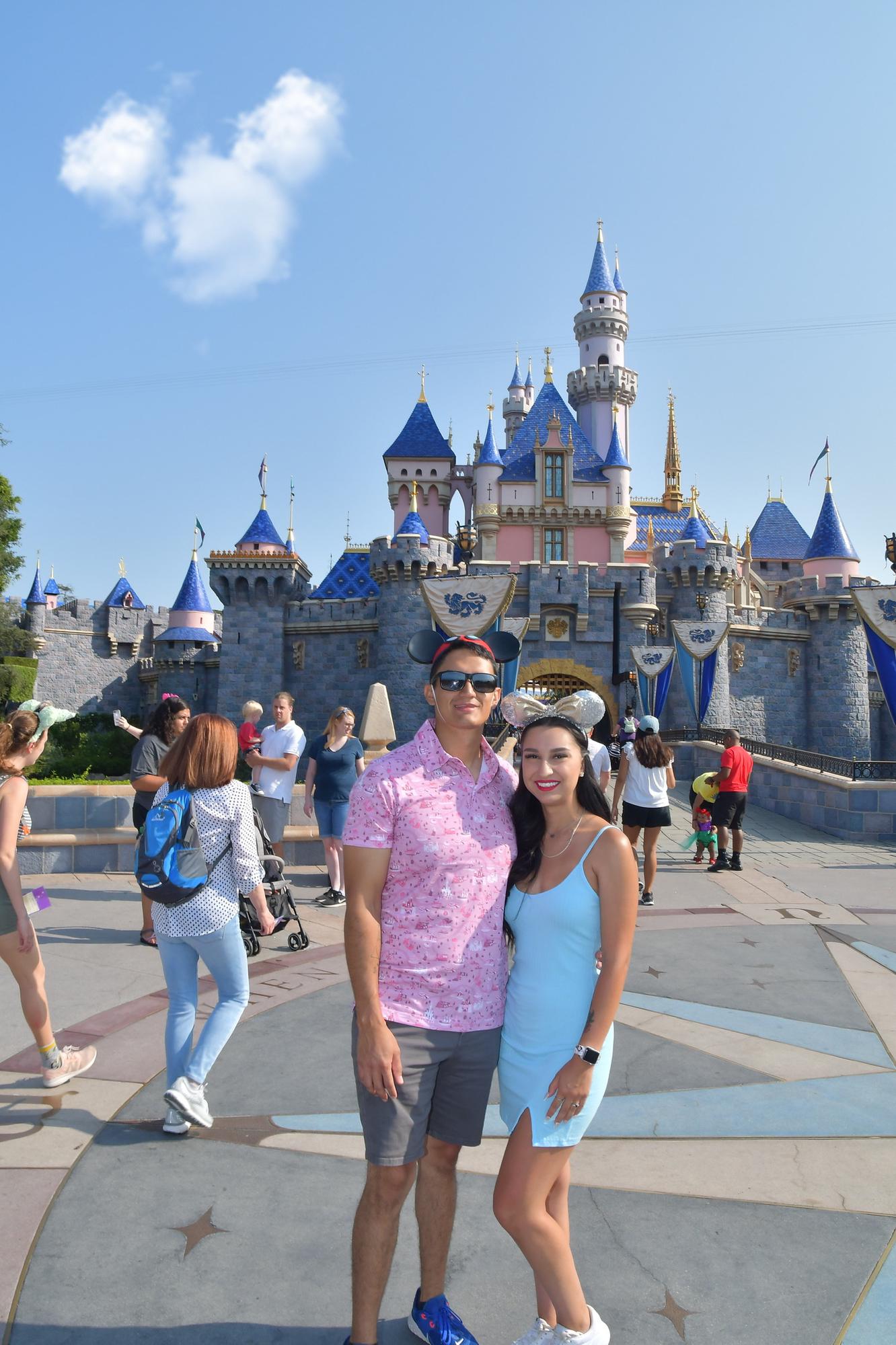 First trip to Disneyland 🐭🏰🥰