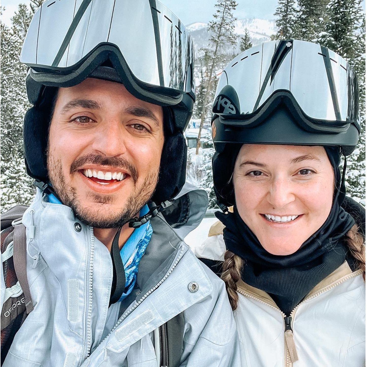 12.30.2022. Travel. Emily's first time skiing while visiting Daniel and the Cardamone family in Colorado.