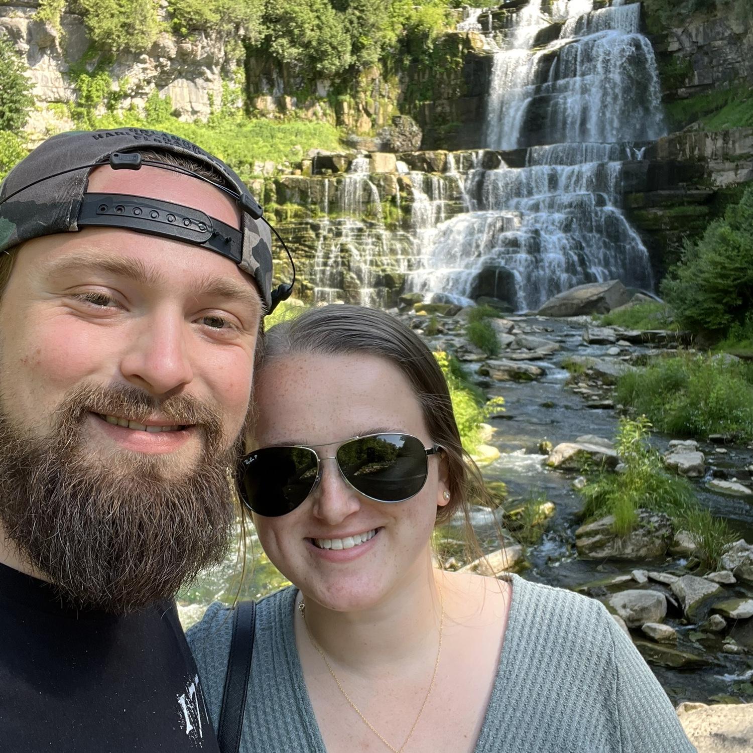 Maddie showing Brandon around Syracuse!