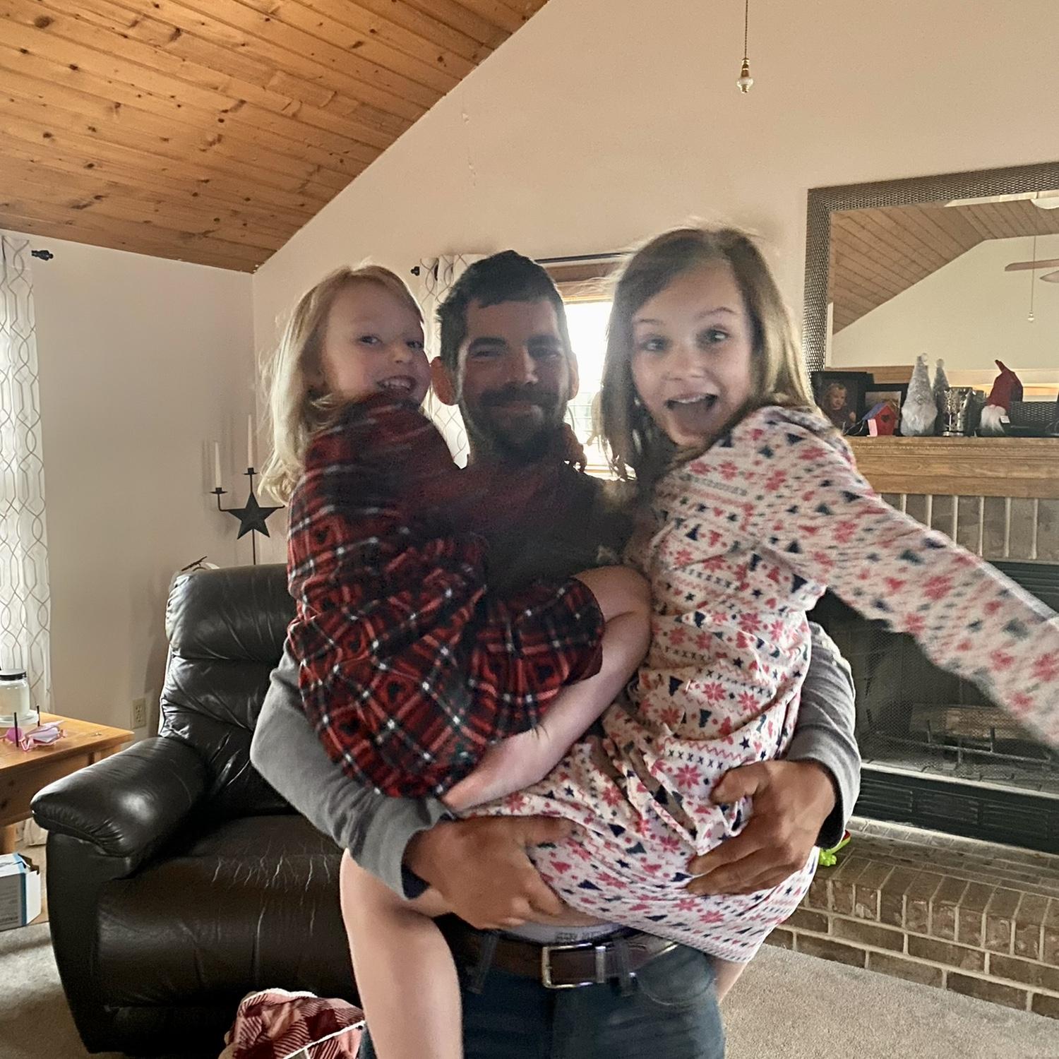 One of the first times hanging out with the girls 🥰