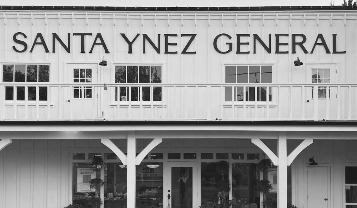 The Wedding Website of Isabelle Boguski and Yanni Thanopoulos