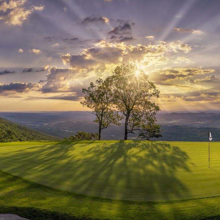 #18 voted the best finishing hold in golf by golf digest since 2000 (fill the form and reserve your golf day(s) in the attendance/lodging form)