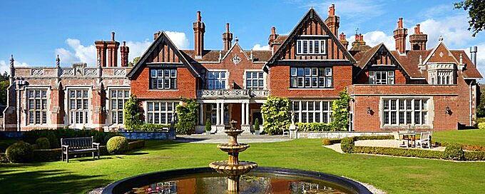 The Wedding Website of Lauren Bennett and Lewis Ranger