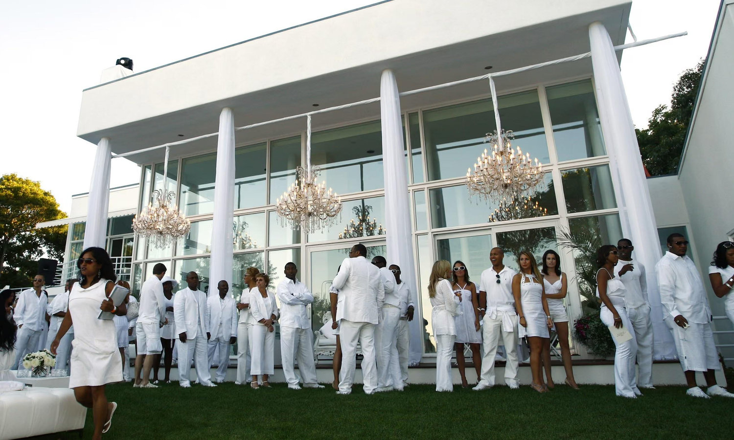 The Wedding Website of Carline Uwajeh and Laurice "Reese" Ivy Jr.