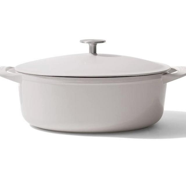 Made In Cookware - Oval Dutch Oven 7.5 Quart - Linen - Enameled Cast Iron - Exceptional Heat Retention & Durability - Professional Cookware - Made In France - Induction Compatible