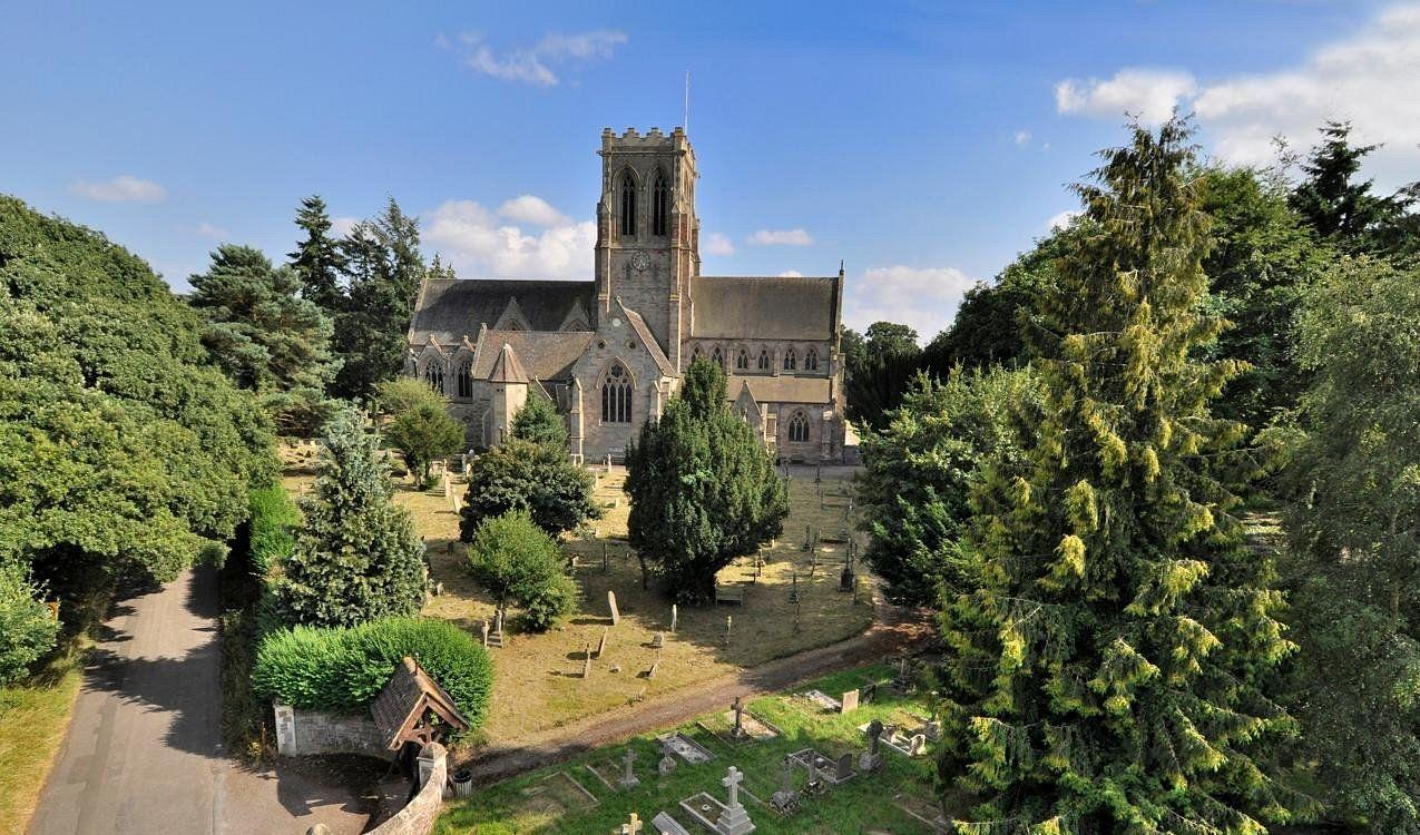 The Wedding Website of Sophie Peatheyjohns and Daniel Brzozowski