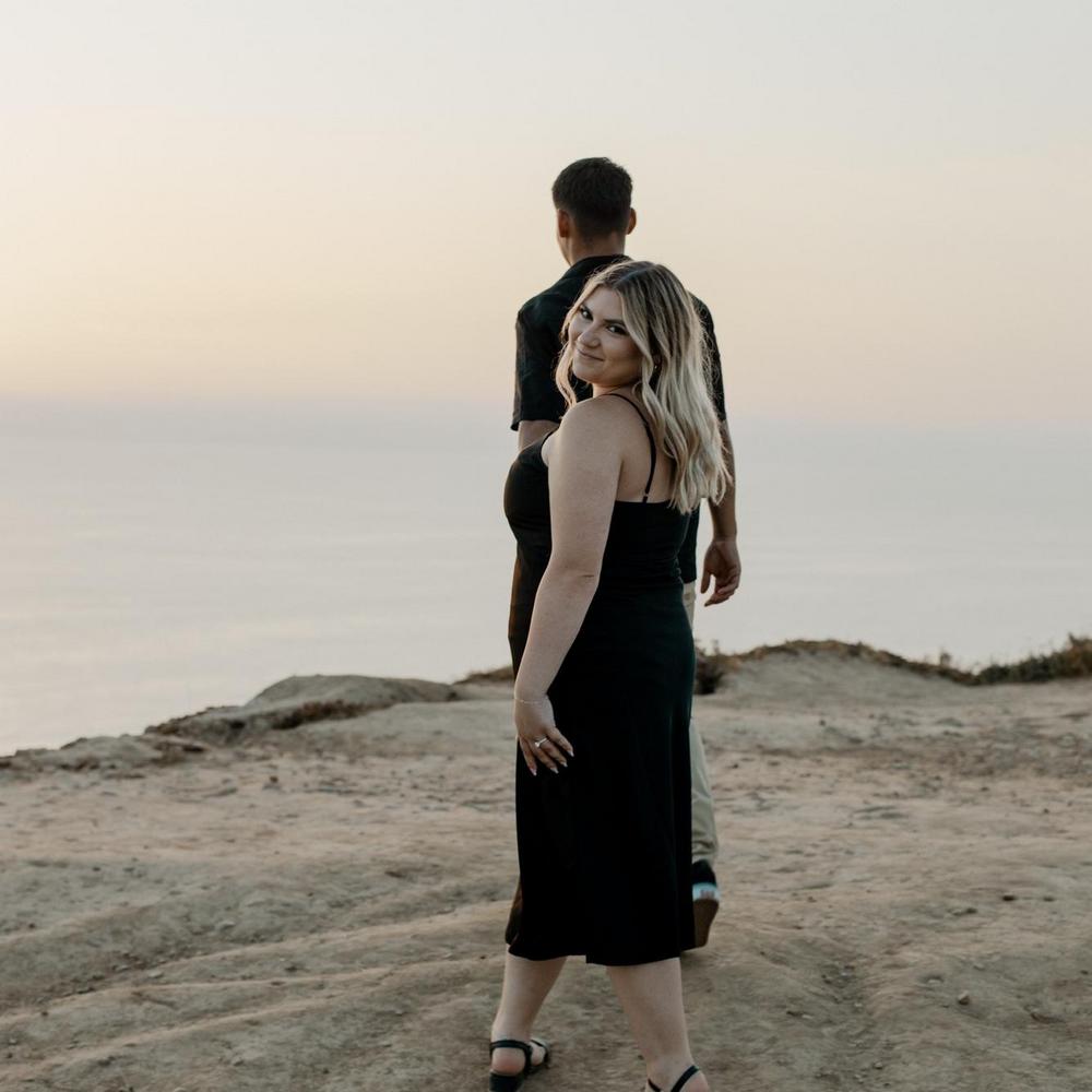 Carlos Perez and Megan Gilman's Wedding Website, image size:1000x1000