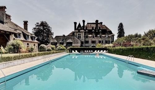 The Wedding Website of Lauren Hayward and Boone Whiteside