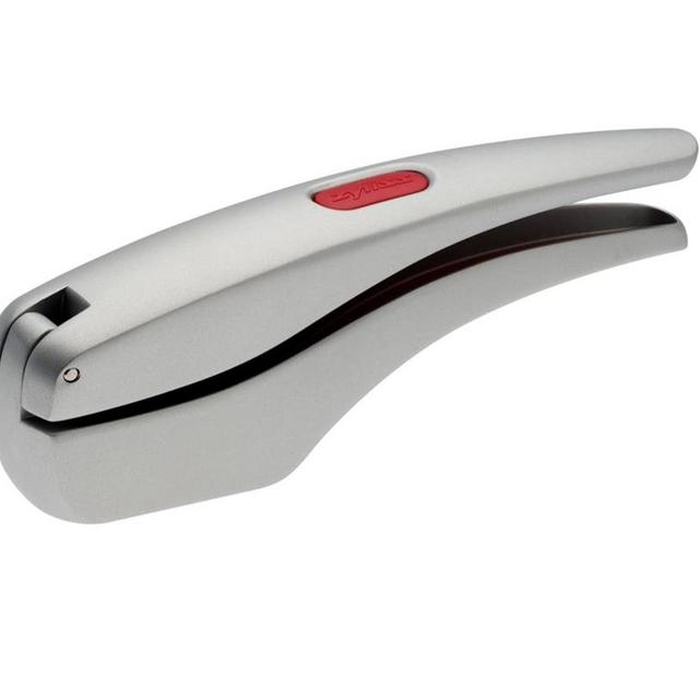 Zyliss Susi 3 Garlic Press - Gift Set for Cooks - Culinary Chef Gifts - Aluminium Garlic Press with Built-In Cleaning Tool - Garlic Crusher, Mincer & Peeler for Unpeeled Garlic Cloves