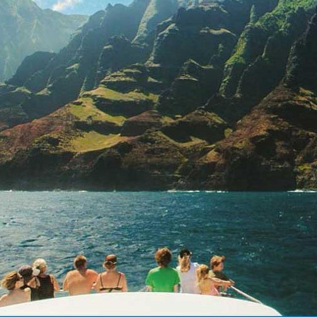 Na Pali Coast boat tour