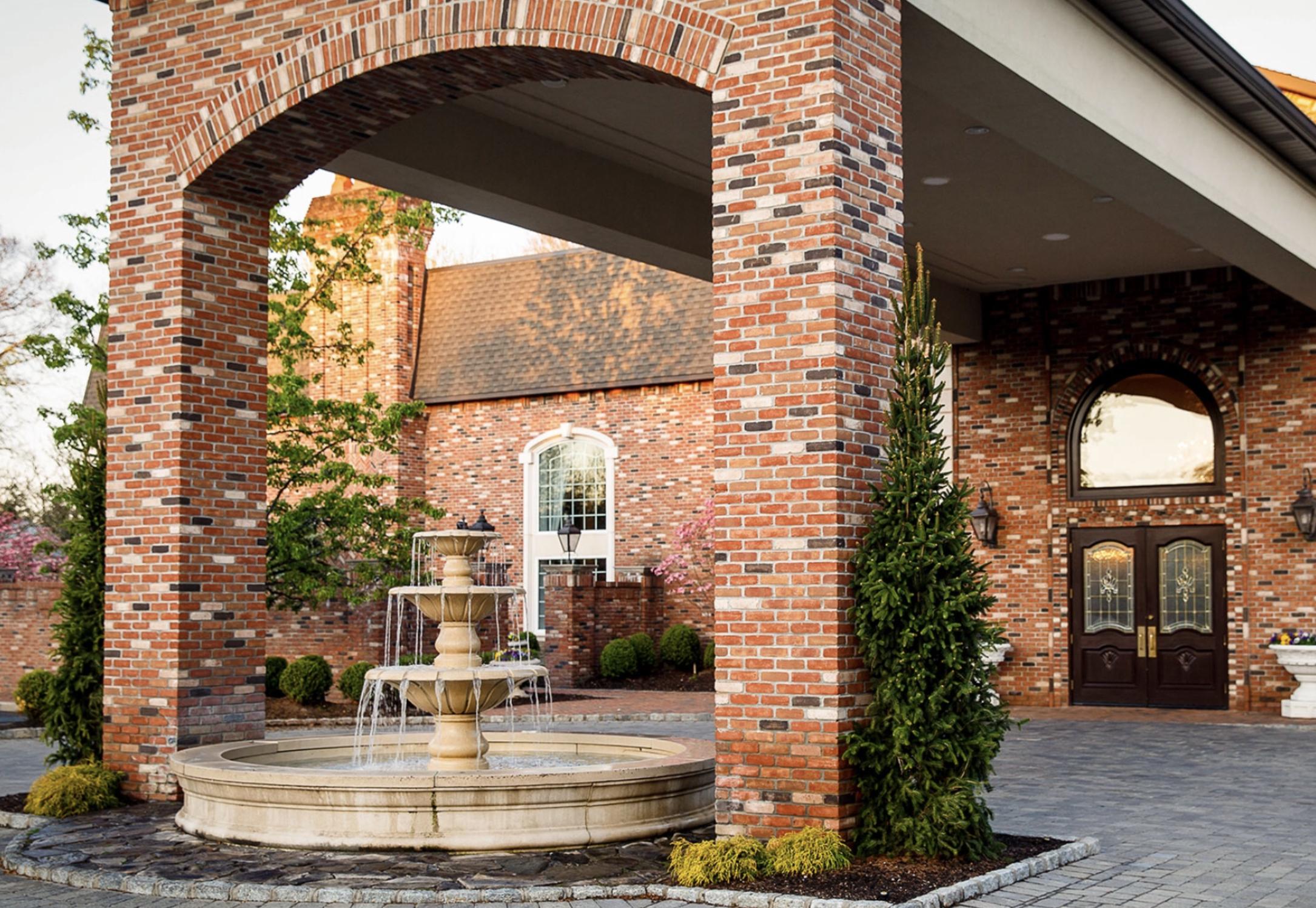 The Wedding Website of Nicolle Palicas and Dalton Duncan