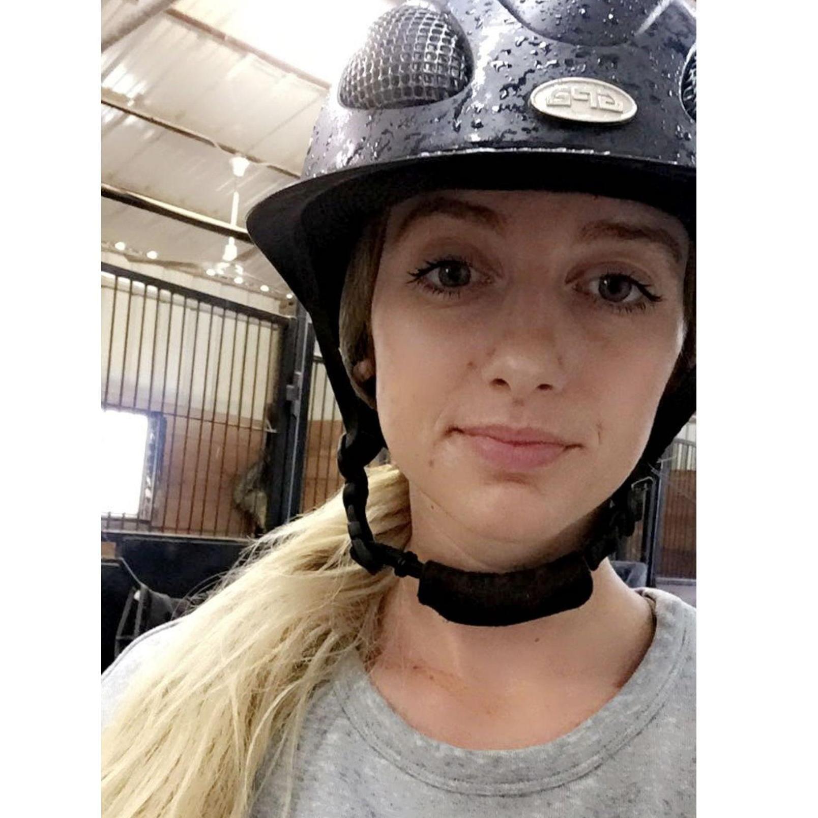 Bekah working at Hillcrest 2017