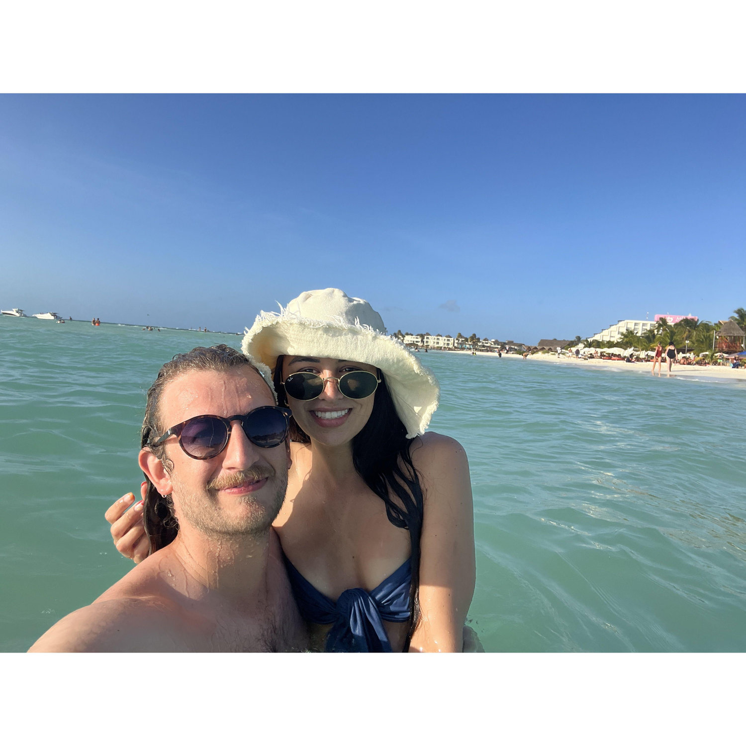 Isla Mujeres Island... Prettiest beach we've ever seen - T
