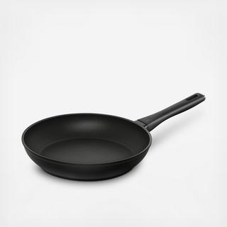 Madura Plus Aluminum Nonstick Fry Pan