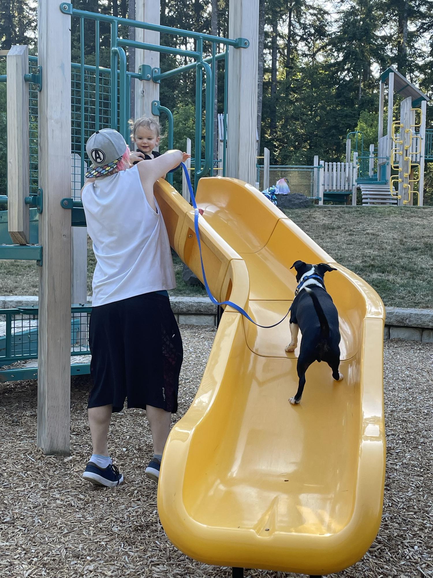 Family park time 🤍