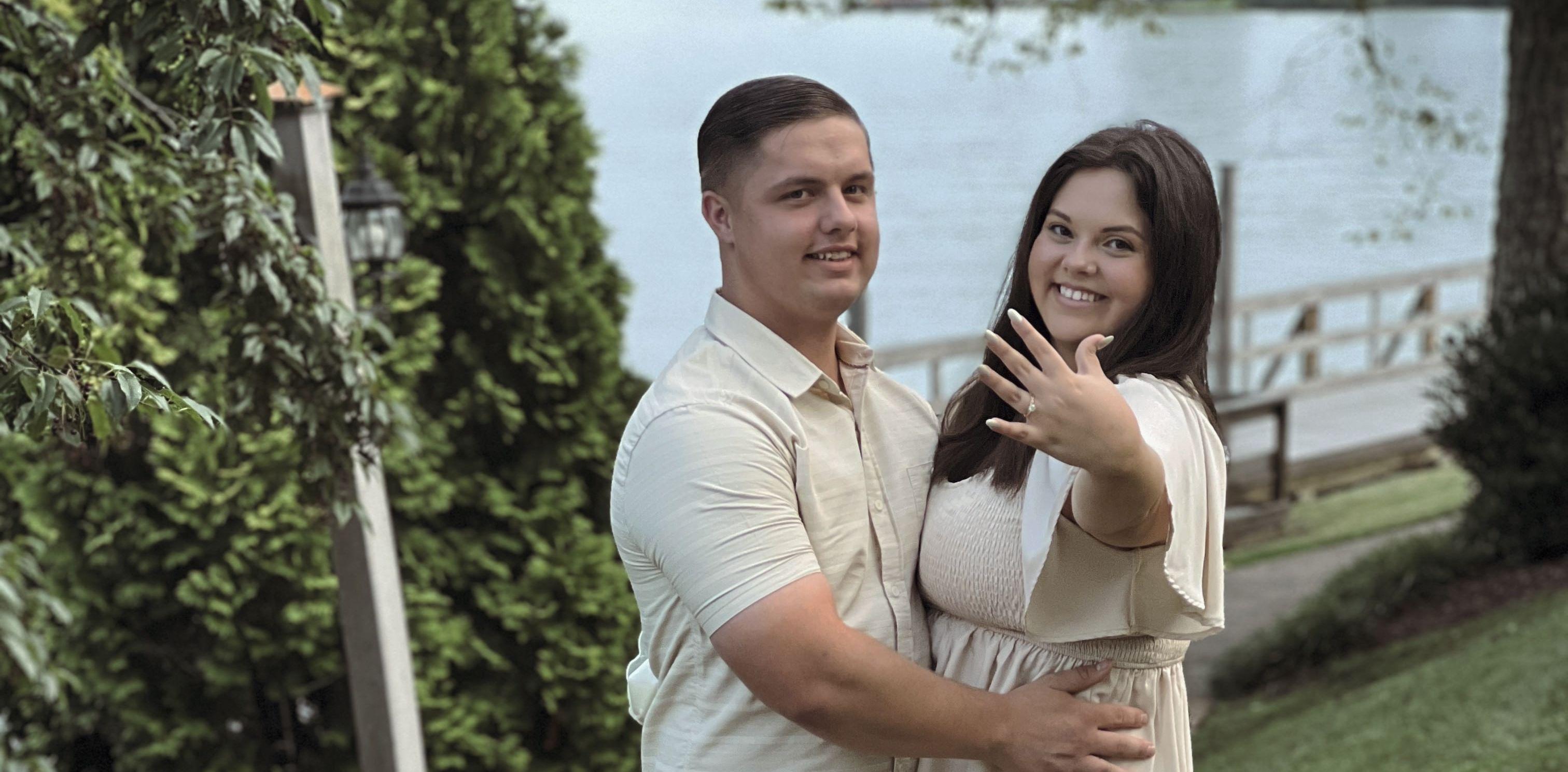 The Wedding Website of Madison Mary Hoffman and Matthew Luke Roberts
