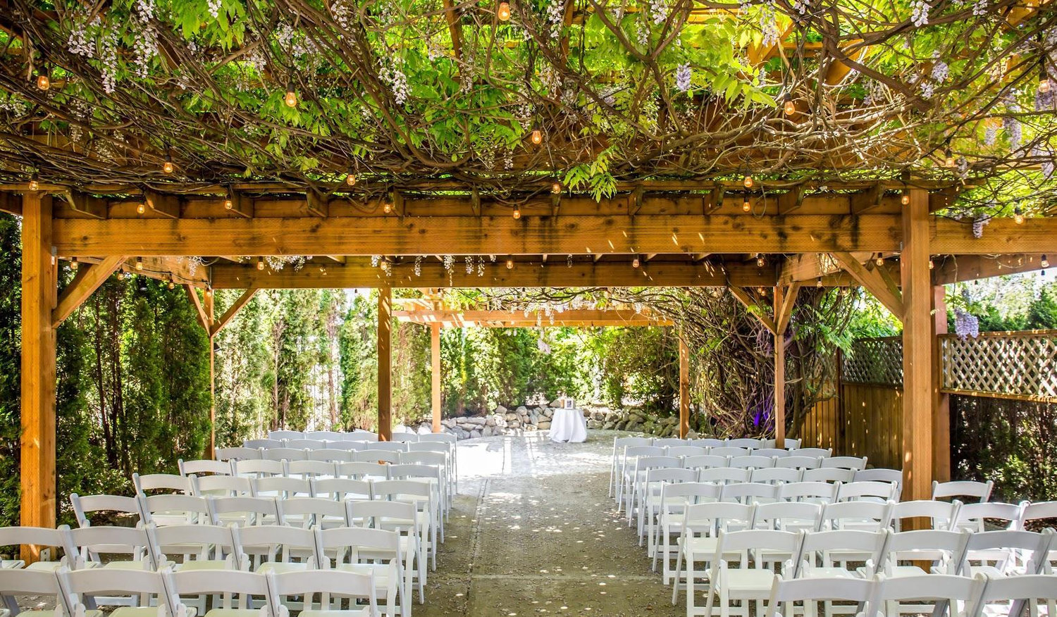 The Wedding Website of Eliza Harper and Justin Cochrane