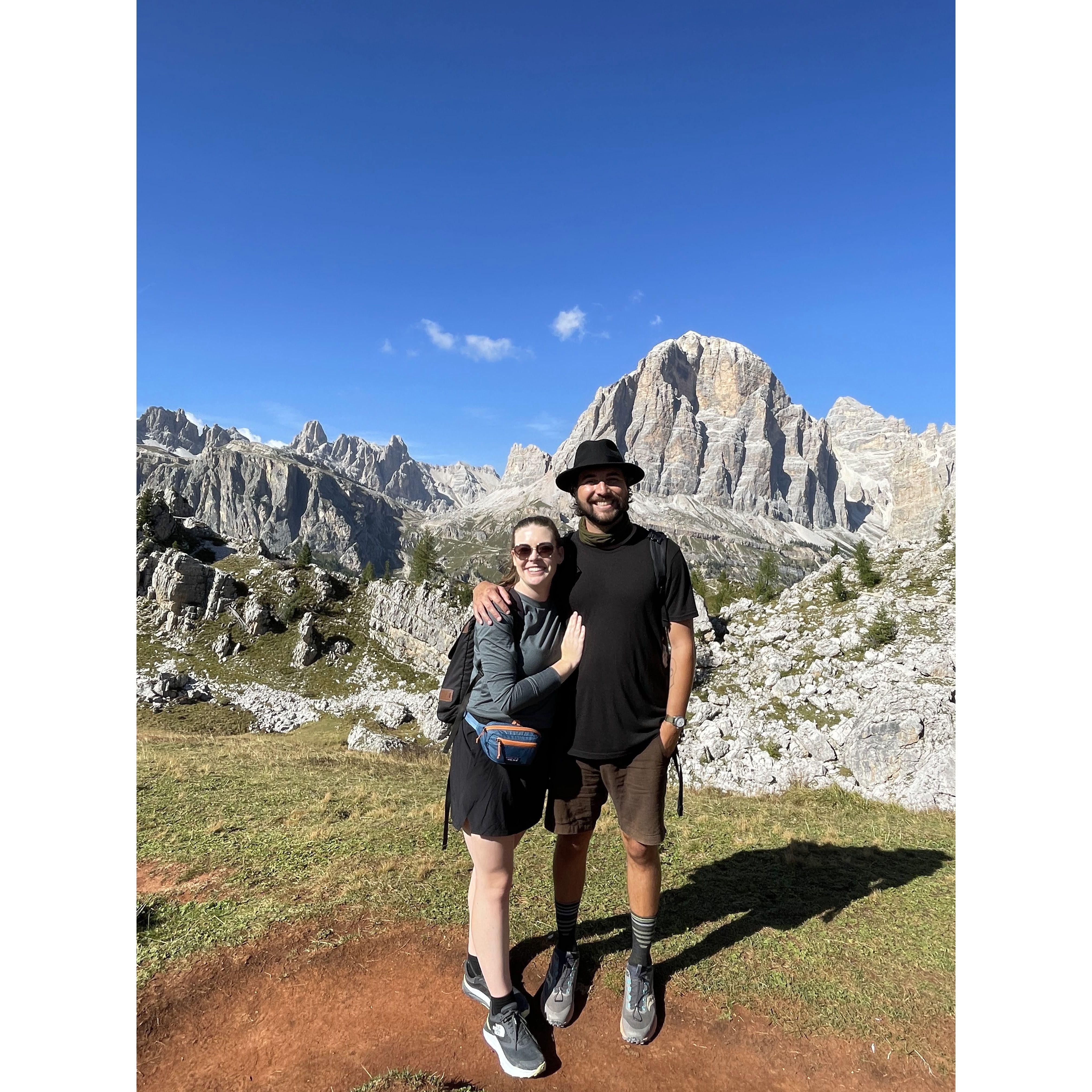 On our last stop before heading back to Ireland, we experienced the breathtaking views of the Italian Dolomites with Jack's parents. (September 2023)