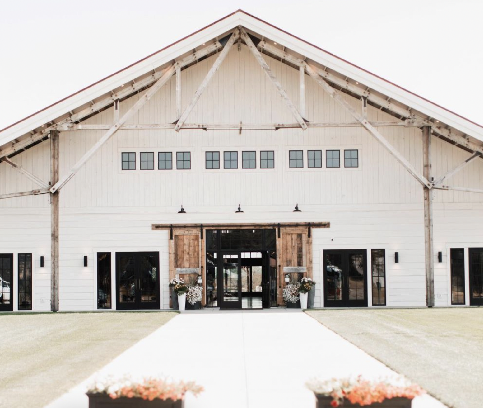 The Wedding Website of Emma Andrews and Easton Johnson