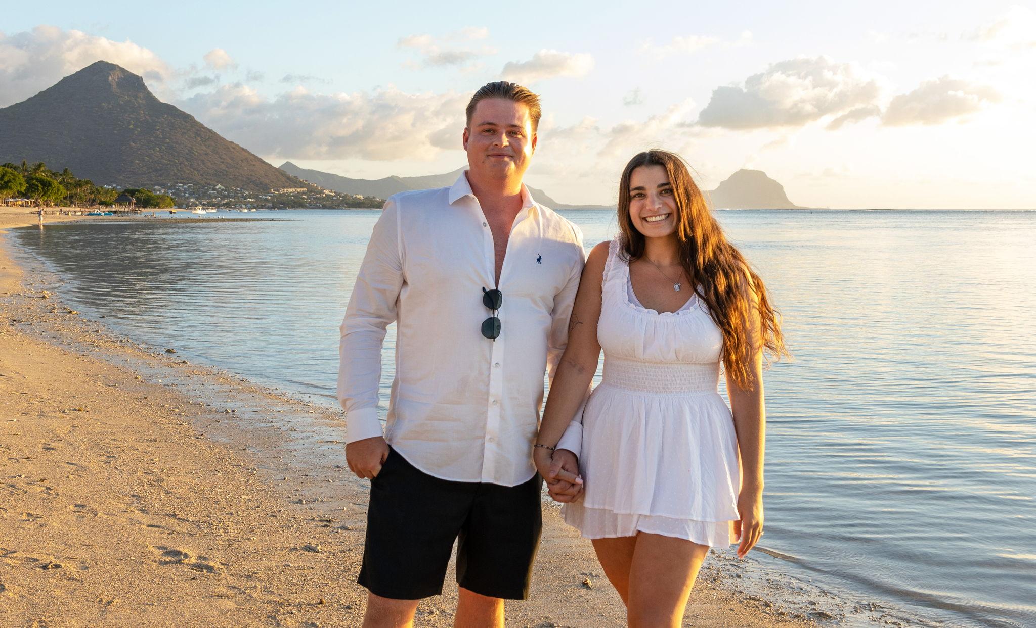 The Wedding Website of Jewel Deftereos and Ross Cameron