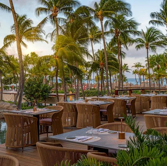 Drinks at Sunset Grille - Aruba