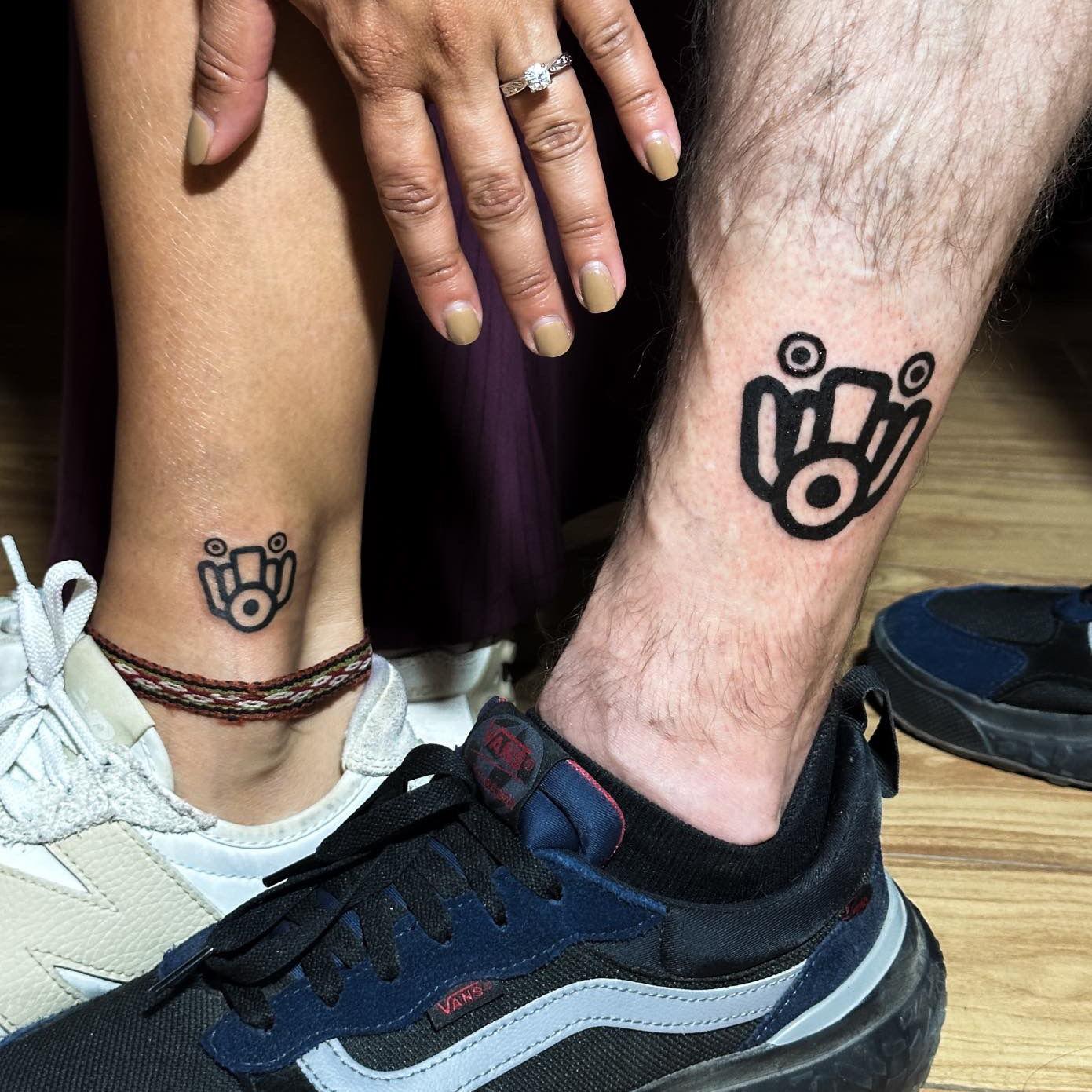 Engagement Tats