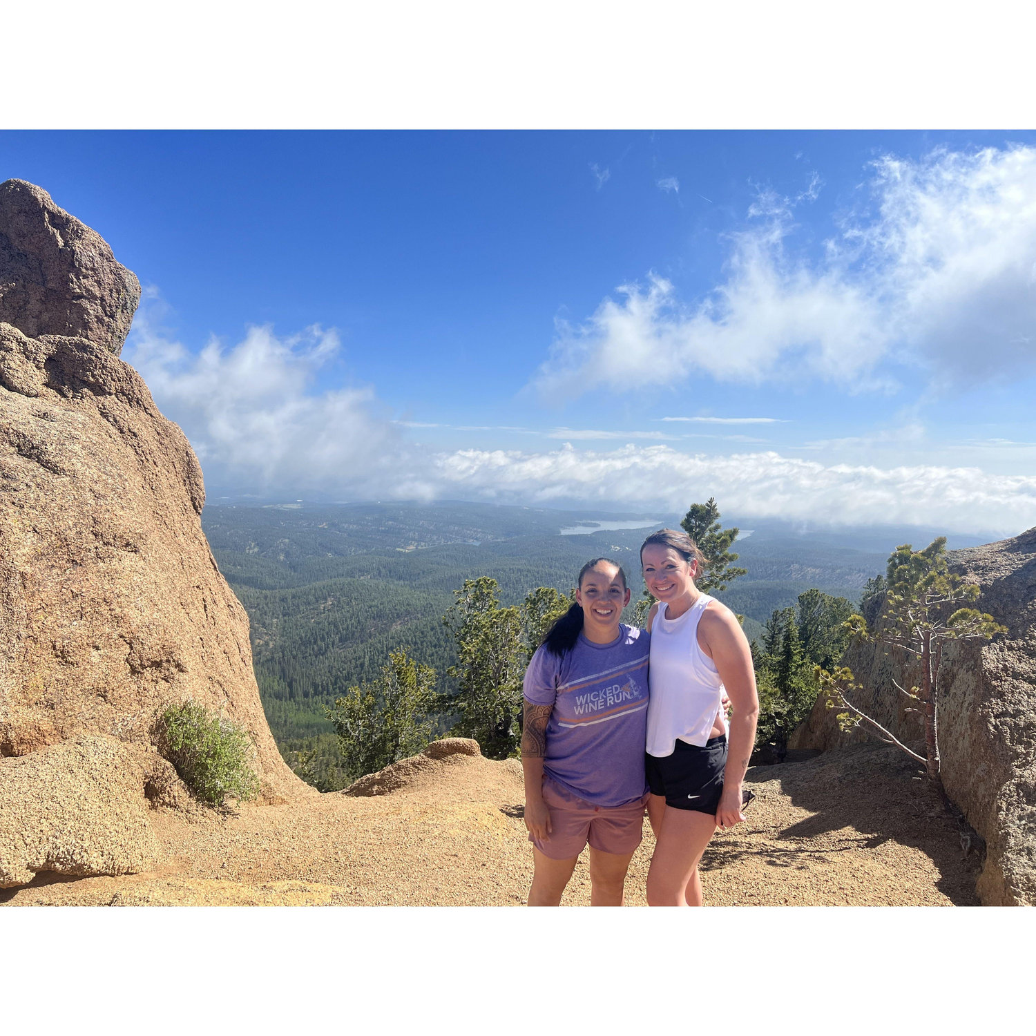 Hiking Crags Trail Head!