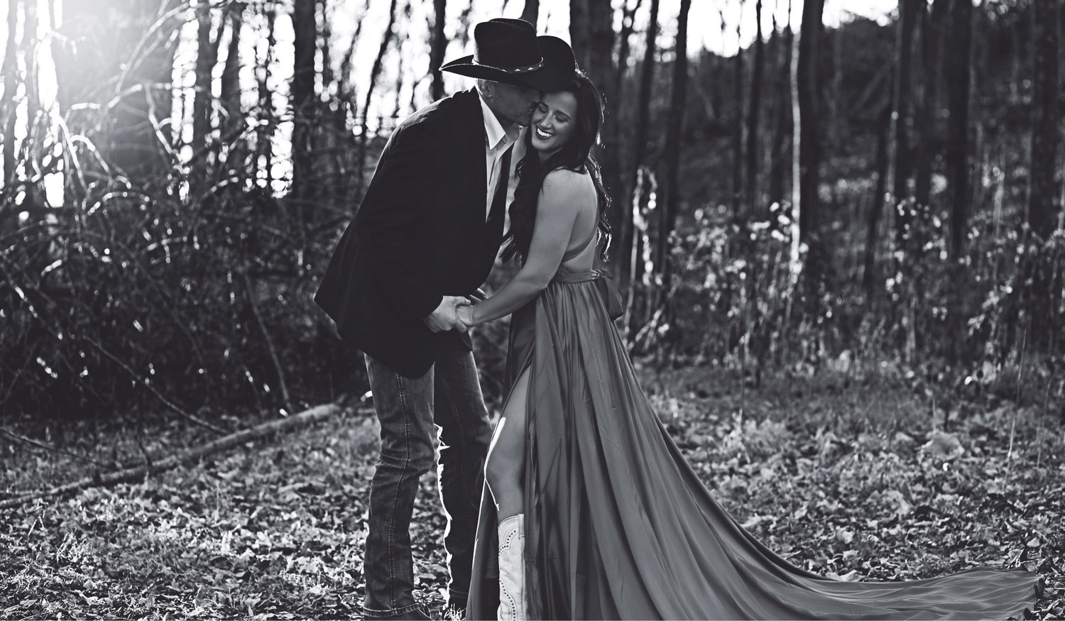 The Wedding Website of Holly Hartley and Will Davis