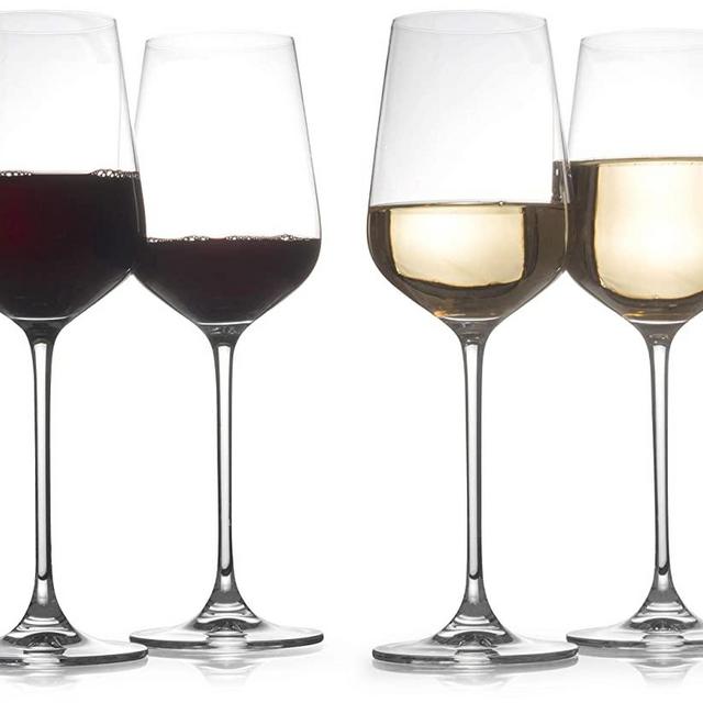 Set of 4 - Modern Laser Cut Rim 14.5 Oz Chardonnay Glasses Made of Lead Free Crystal With Seamless Joints (Long Stem)