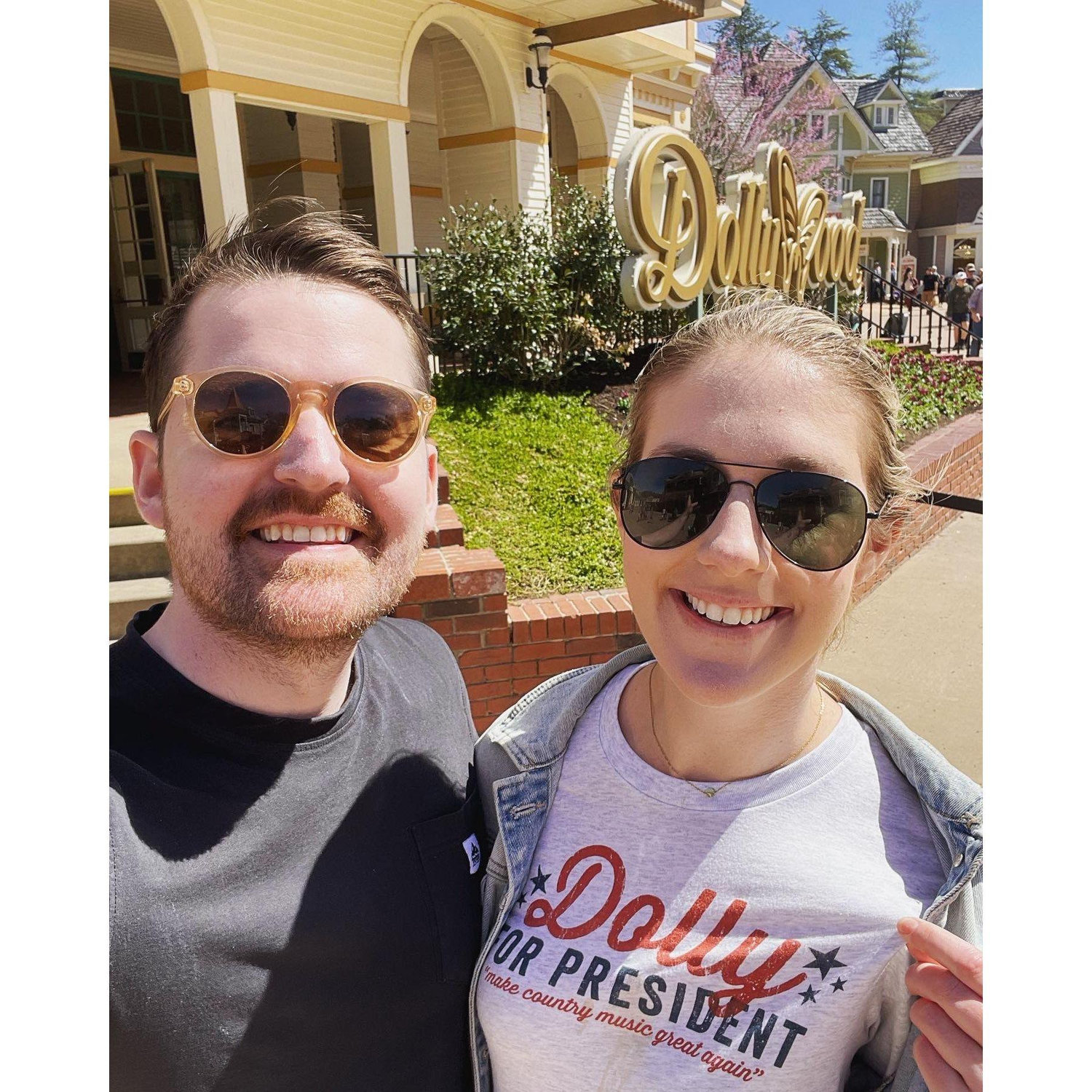Brief but necessary trip to Dollywood