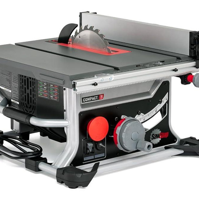SawStop CTS-120A60 Compact Table Saw - 15A,120V,60Hz