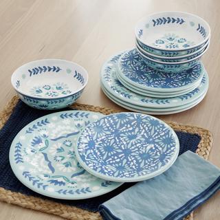 Folk Medallion 12-Piece Dinnerware Set, Service for 4