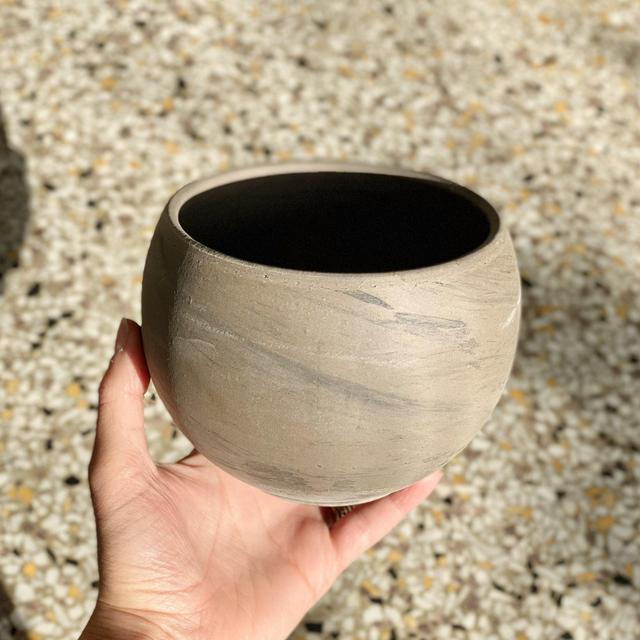 Astrid Planter Pot