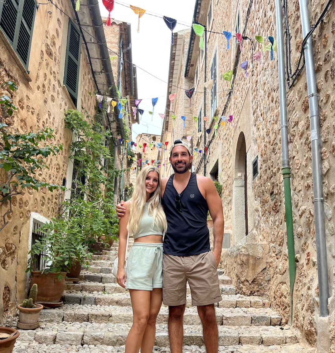 The Wedding Website of Erin Nichiporuk and Jason Santos