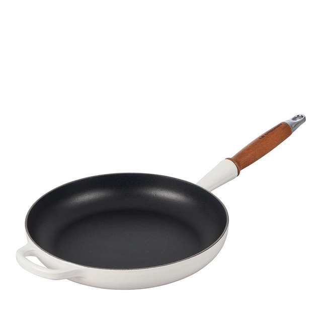 Le Creuset Enameled Cast Iron Alpine Wood Handle Fry Pan, 2.25 Qt