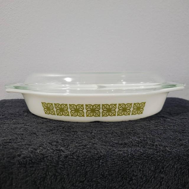 Pyrex Verde Autumn Floral 063 Divided...