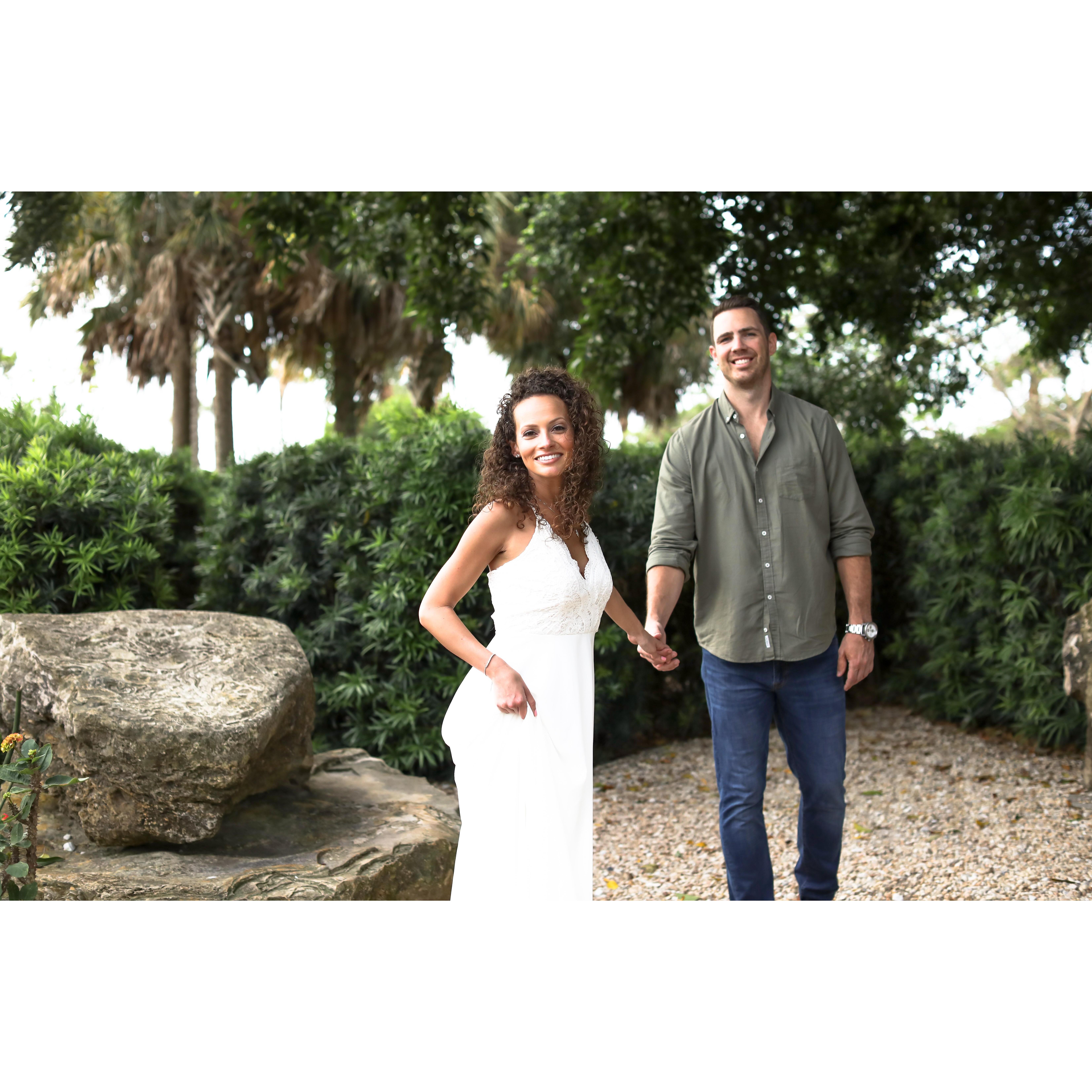 Engagement pictures in Downtown St. Petersburg