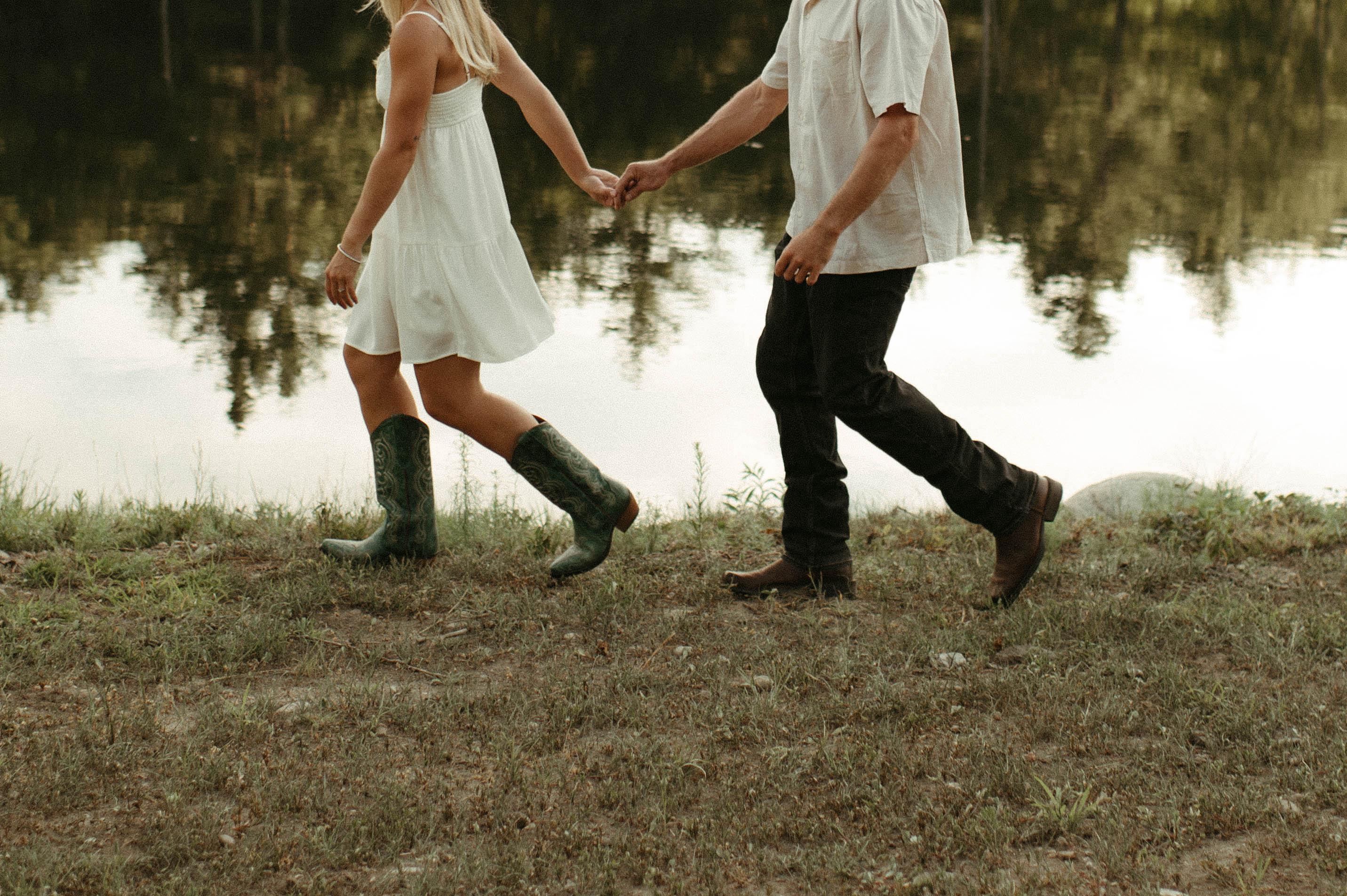 The Wedding Website of Mallory Thompson and Alec Dyment